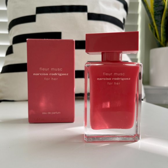 Narciso Rodriguez Fleur Musc by Narciso Rodriguez Eau De Parfum Spray - Picture 4 of 4